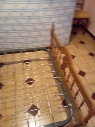 Cama completa de 105 también tengo mesita y armari