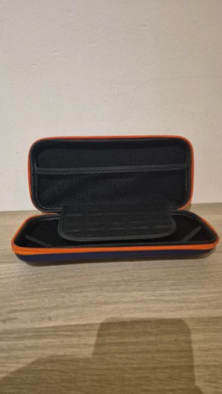 Nintendo Switch impecable (con caja) + 3 juegos