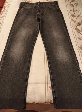 Pantalón Levis Gris Chico
