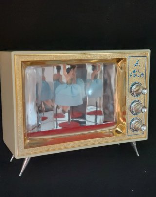 TV  miniatura antiguo