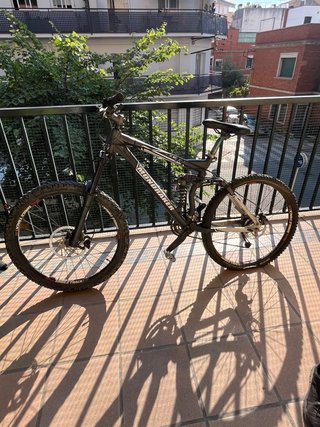 Bicicleta Mondraker CurveR