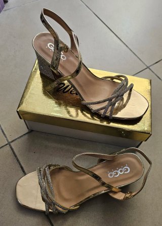 Sandalo GOGO SHOES donna oro con strass