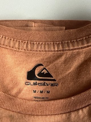 Camiseta Quiksilver Talla M Logo Montaña