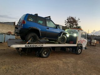 Grua porta coches nissan l35