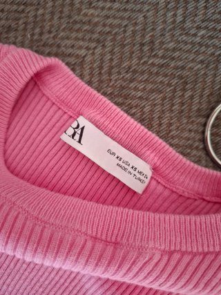 Camiseta Zara corta