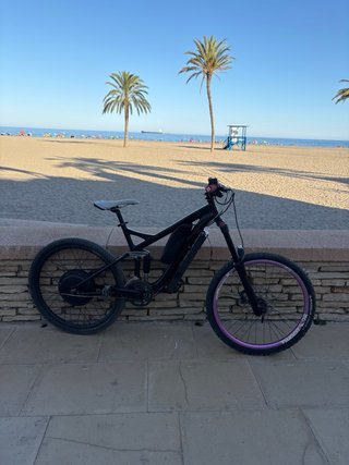 Bici Eléctrica Doble Suspensión