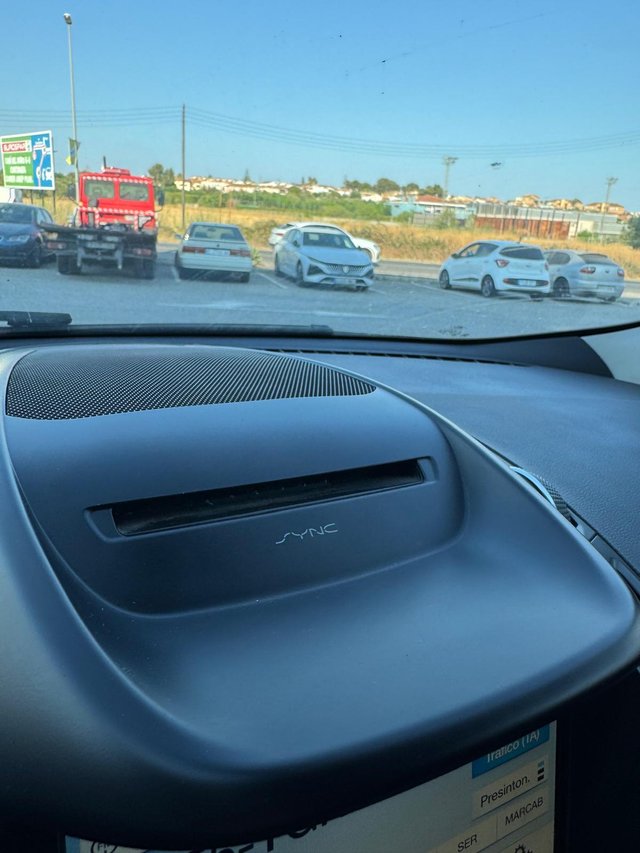 FORD Kuga 1.5 TDCi 4x2 ASS Trend NACIONAL