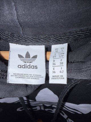 Sudadera con capucha Adidas negra
