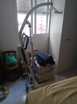 Grúa para cama