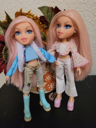 Bambole Bratz con capelli rosa