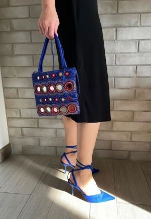 Bolso nuevo étnico espejos y cierre. Azulón raso.
