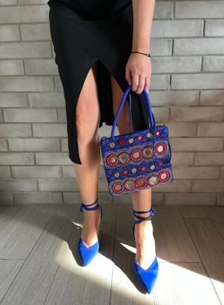 Bolso nuevo étnico espejos y cierre. Azulón raso.