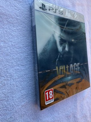 Resident Evil Village PS5 Lenticular