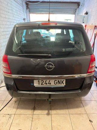 Opel Zafira 2010