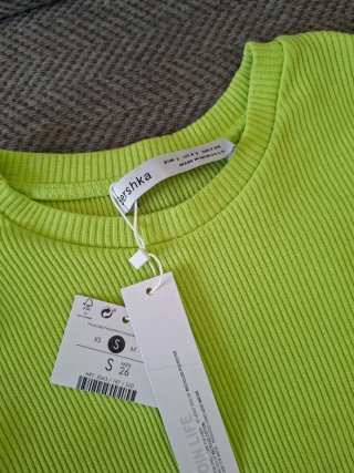Camiseta Bershka nueva