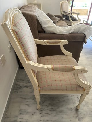 Coppia di Poltrone Classiche Luigi XVI Laccate