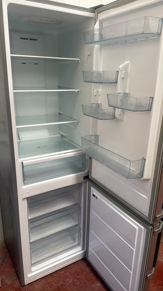 Frigorífico Acero Inoxidable con Dispensador