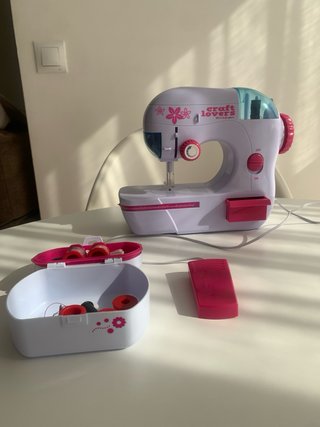 Máquina de coser de juguete Craft Lovers