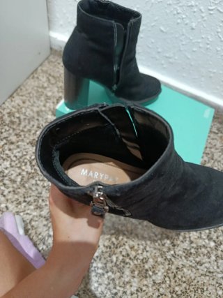 Botines tacón negros talla 39