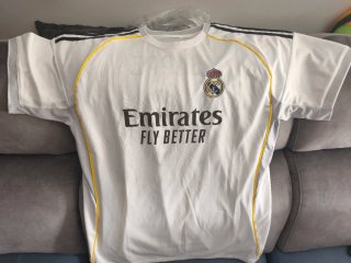Camiseta Real Madrid Mbappe Firmada por el jugador