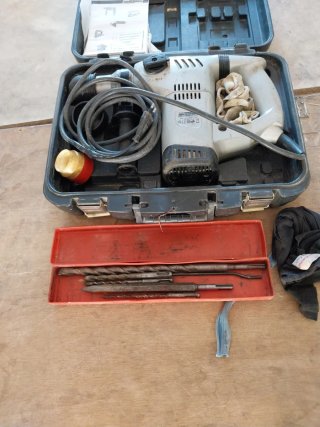 Martillo Eléctrico Mannesmann con Maletín
