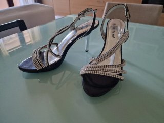 Sandali Tulipano n.39 nuovi con strass