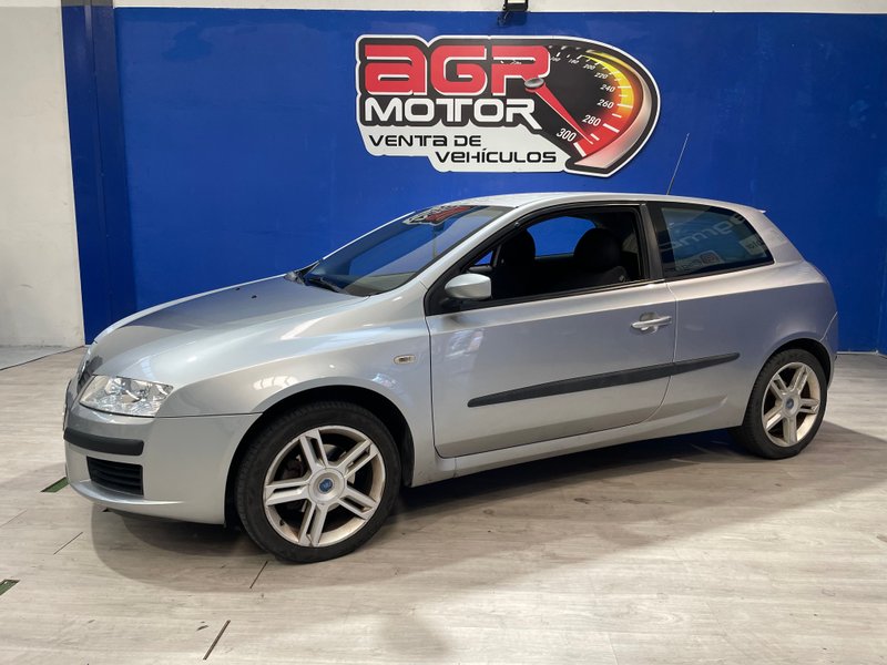 FIAT Stilo 1.9 jtd - foto 1