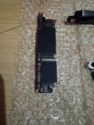 Scheda madre iPhone XR sbloccata