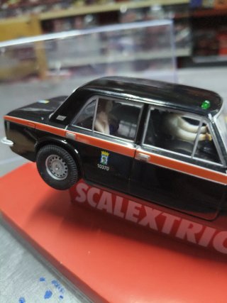 Scalextric Seat 1430 Taxi Madrid 124