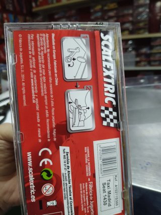 Scalextric Seat 1430 Taxi Madrid 124