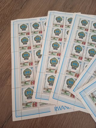 Lote Sellos Correos Rwanda 30c