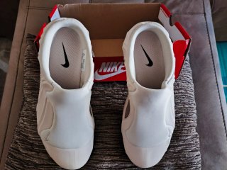 Zuecos Nike blancos talla 39