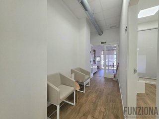 Local comercial en alquiler en Zona de Plaza de Barcelos en Pontevedra