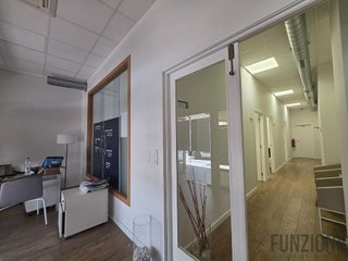Local comercial en alquiler en Zona de Plaza de Barcelos en Pontevedra
