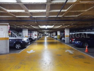 Garaje en venta en Sant Ildefons en Cornellà de Llobregat