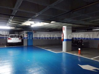 Garaje en venta en Sant Ildefons en Cornellà de Llobregat