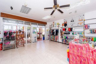 Local comercial en venta en Salobreña Costa en Salobreña