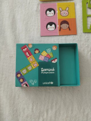 Juego 3 en 1: Puzzle y Domino