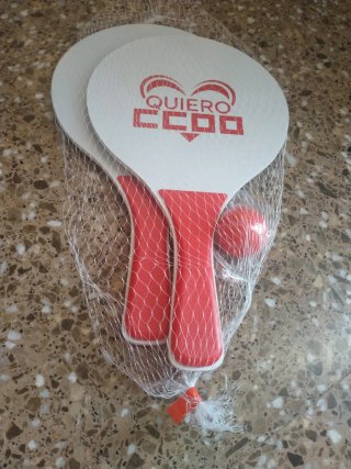 Palas de playa con pelota