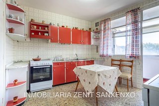 Piso en venta en Zona Fernández Ladreda en Pontevedra