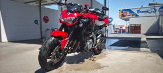 Kawasaki Z 900 ABS Negra/Roja