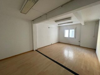 Oficina en alquiler en Eixample Nord – La Devesa en Girona
