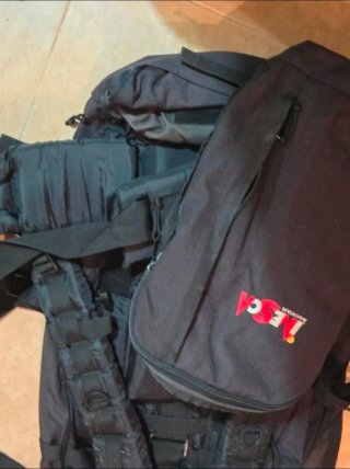 Mochila Inesca Mountain + Mochila Auxiliar Negra