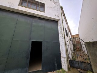 Nave industrial en venta en Carmona