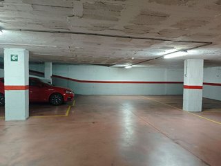 Garaje en venta en Suárez en Málaga