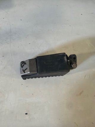 Estribera trasera derecha BMW K 1200 GT