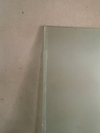 Mampara de ducha de cristal esmerilado.