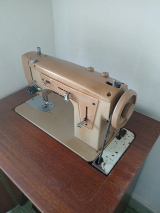 Máquina de coser Singer