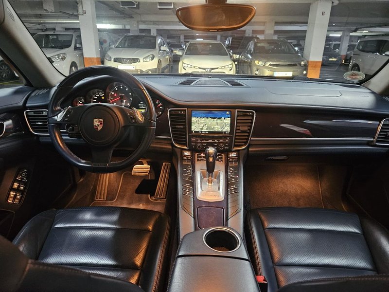 Porsche Panamera 4S 2011, foto 13