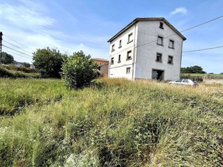 Edificio en venta en Noreña